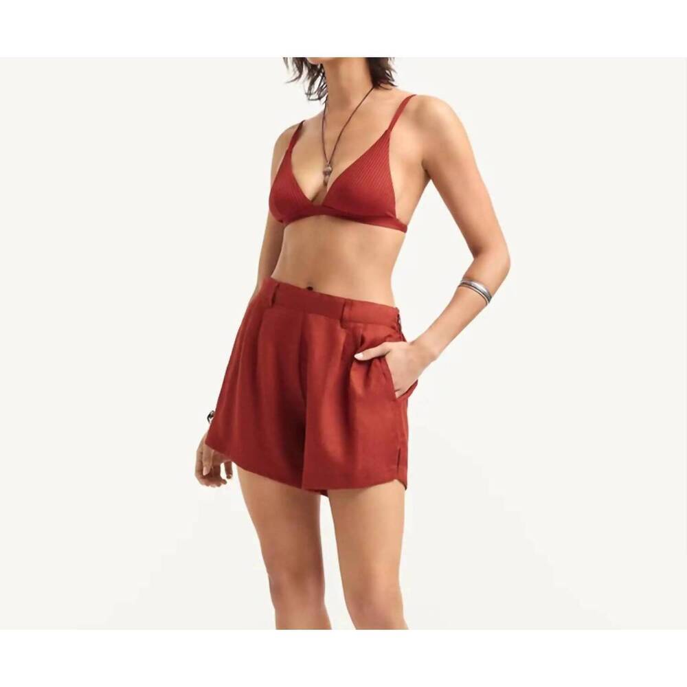NEW VITAMIN A getaway short in deep madder